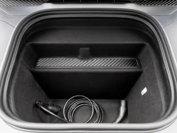Porsche Cayenne Turbo Electric Panorama LED Matrix HUD S