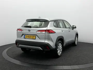 TOYOTA Corolla Cross 2.0 High Power Hybrid Active   Fab