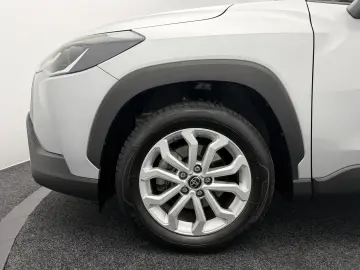 TOYOTA Corolla Cross 2.0 High Power Hybrid Active   Fab