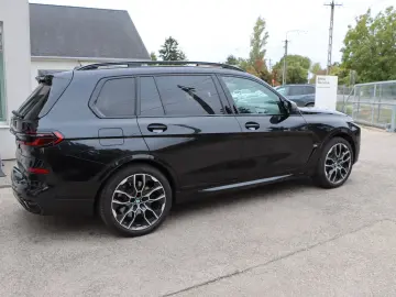 BMW X7 M60i MPro  6 seat  Comf  Excl.
