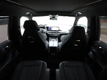 BMW X7 M60i MPro  6 seat  Comf  Excl.