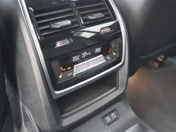 BMW X7 M60i MPro  6 seat  Comf  Excl.