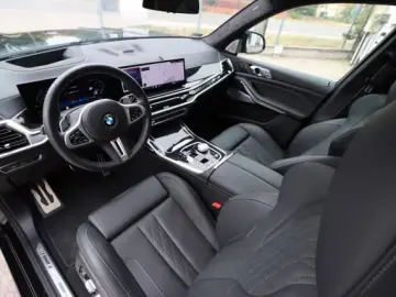 BMW X7 M60i MPro  6 seat  Comf  Excl.