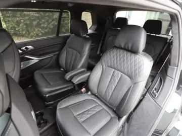 BMW X7 M60i MPro  6 seat  Comf  Excl.