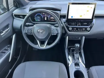 TOYOTA Corolla Cross 2.0 High Power Hybrid Active NL-Au