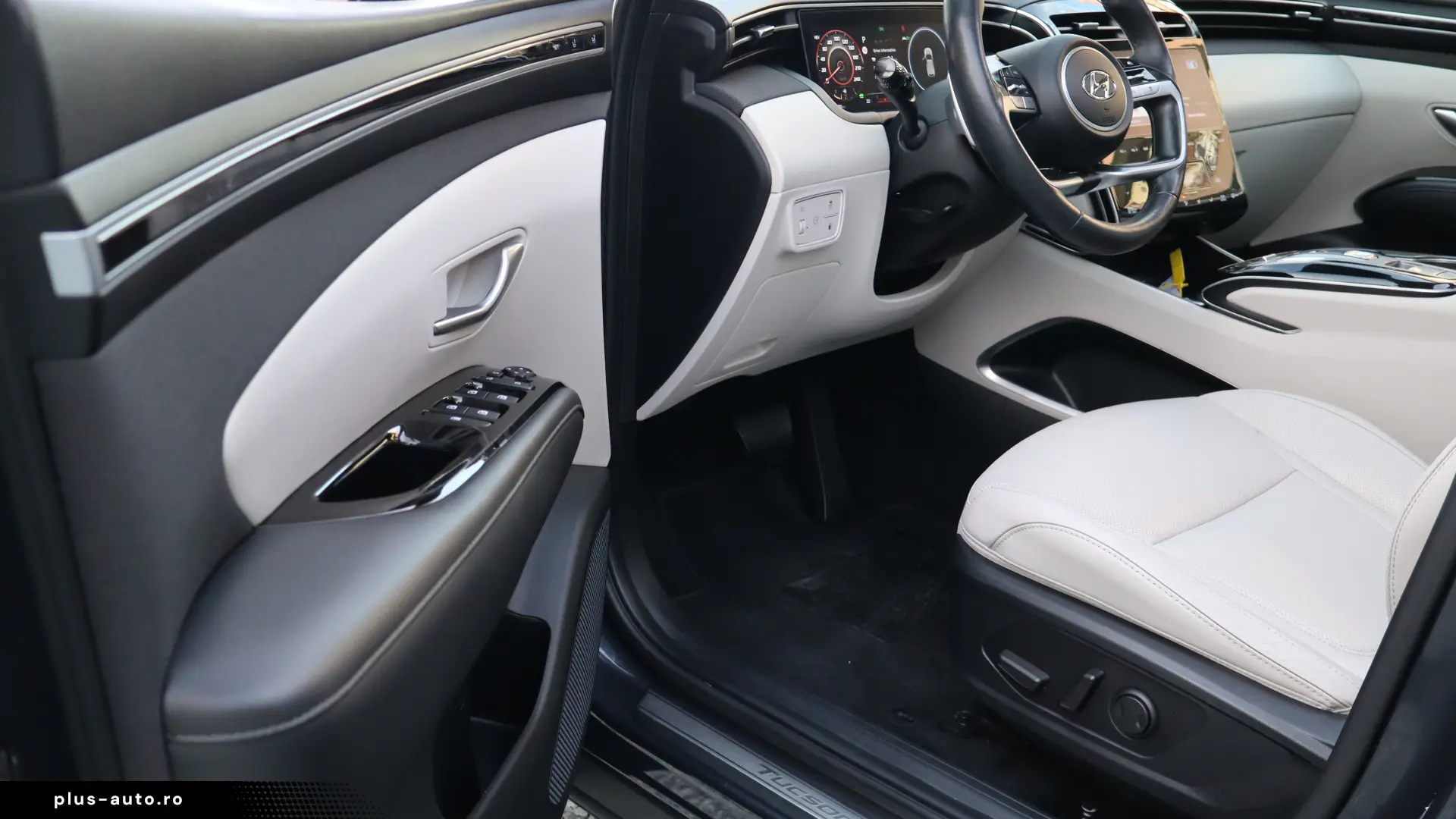 Hyundai Tucson PHEV 1.6 l 265 CP 4WD 6AT Luxury