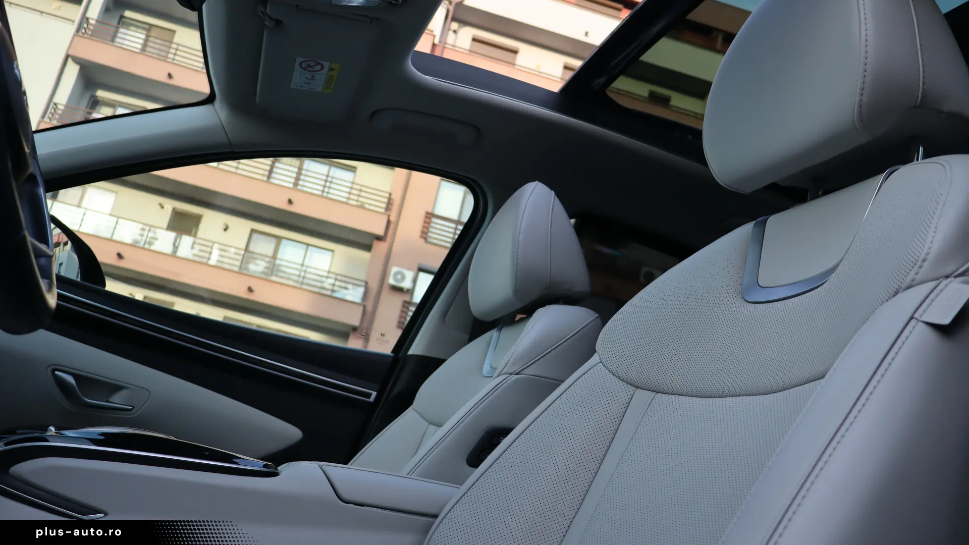 Hyundai Tucson PHEV 1.6 l 265 CP 4WD 6AT Luxury