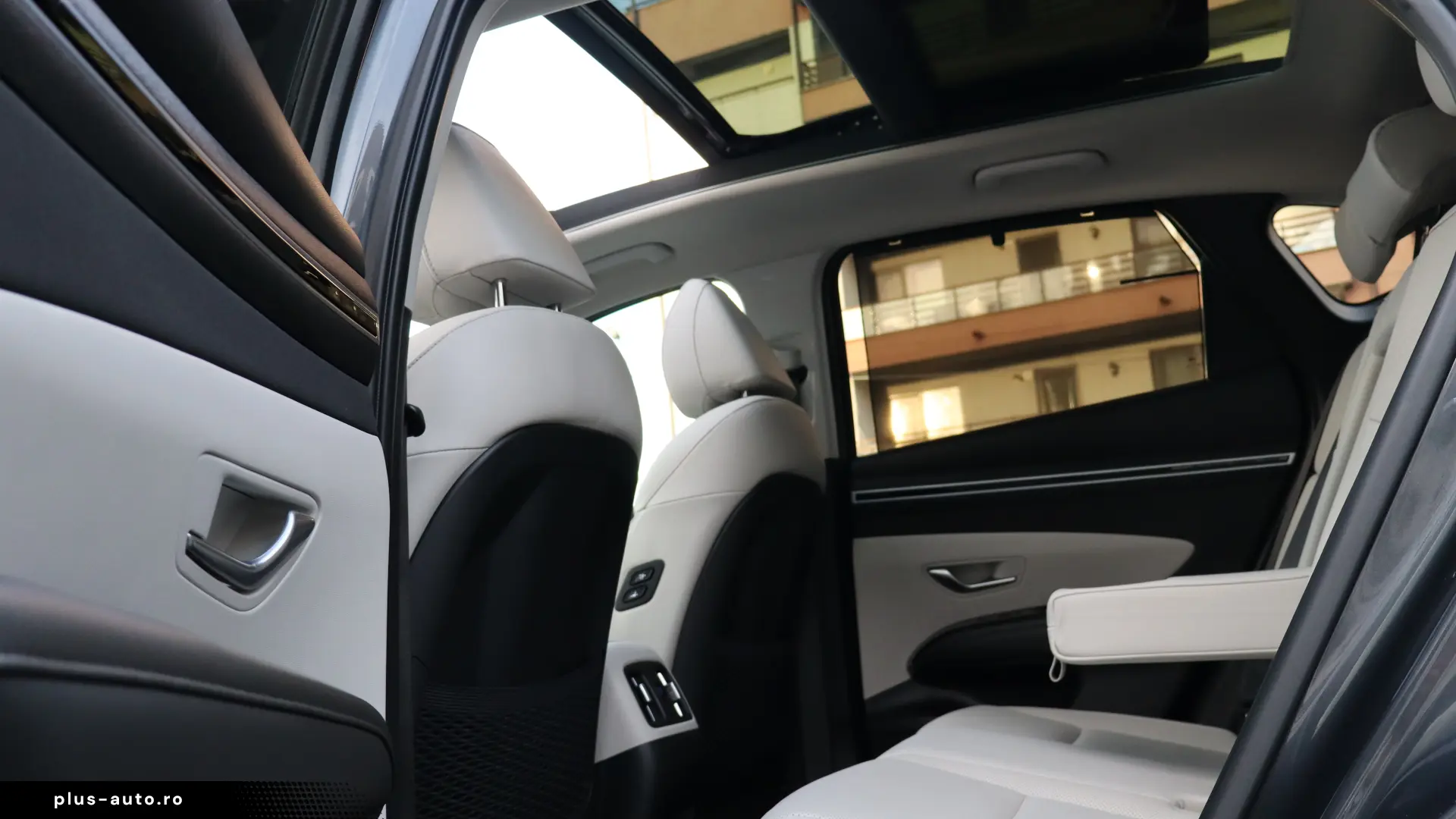 Hyundai Tucson PHEV 1.6 l 265 CP 4WD 6AT Luxury