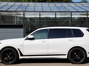 BMW X7 xDrive 40 d M Sport Pro FACELIFT