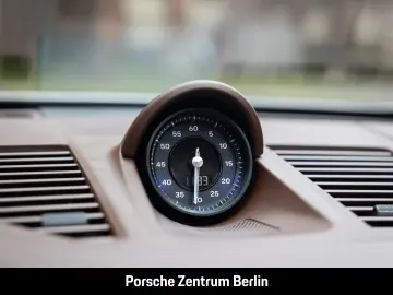 PORSCHE 992 911 Targa 4 GTS Burmester Clubleder
