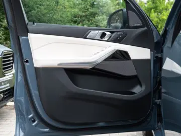 BMW X7 40d
