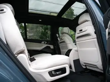 BMW X7 40d