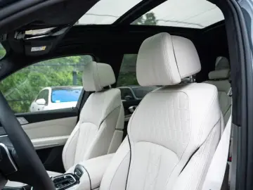 BMW X7 40d