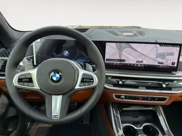 BMW X7 xDrive40d M Sportpaket B&W