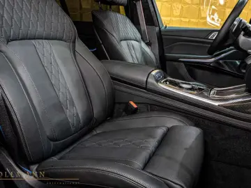 BMW X7 xDrive 40d   Sky Lounge   Bowers