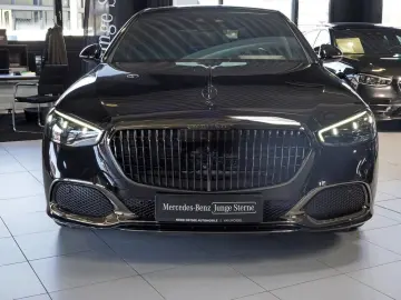 MERCEDES-BENZ S 680 Maybach NIGHT-SERIES NP€314.188 -
