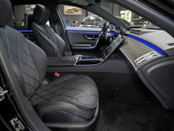 MERCEDES-BENZ S 680 Maybach NIGHT-SERIES NP€314.188 -