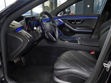 MERCEDES-BENZ S 680 Maybach NIGHT-SERIES NP€314.188 -