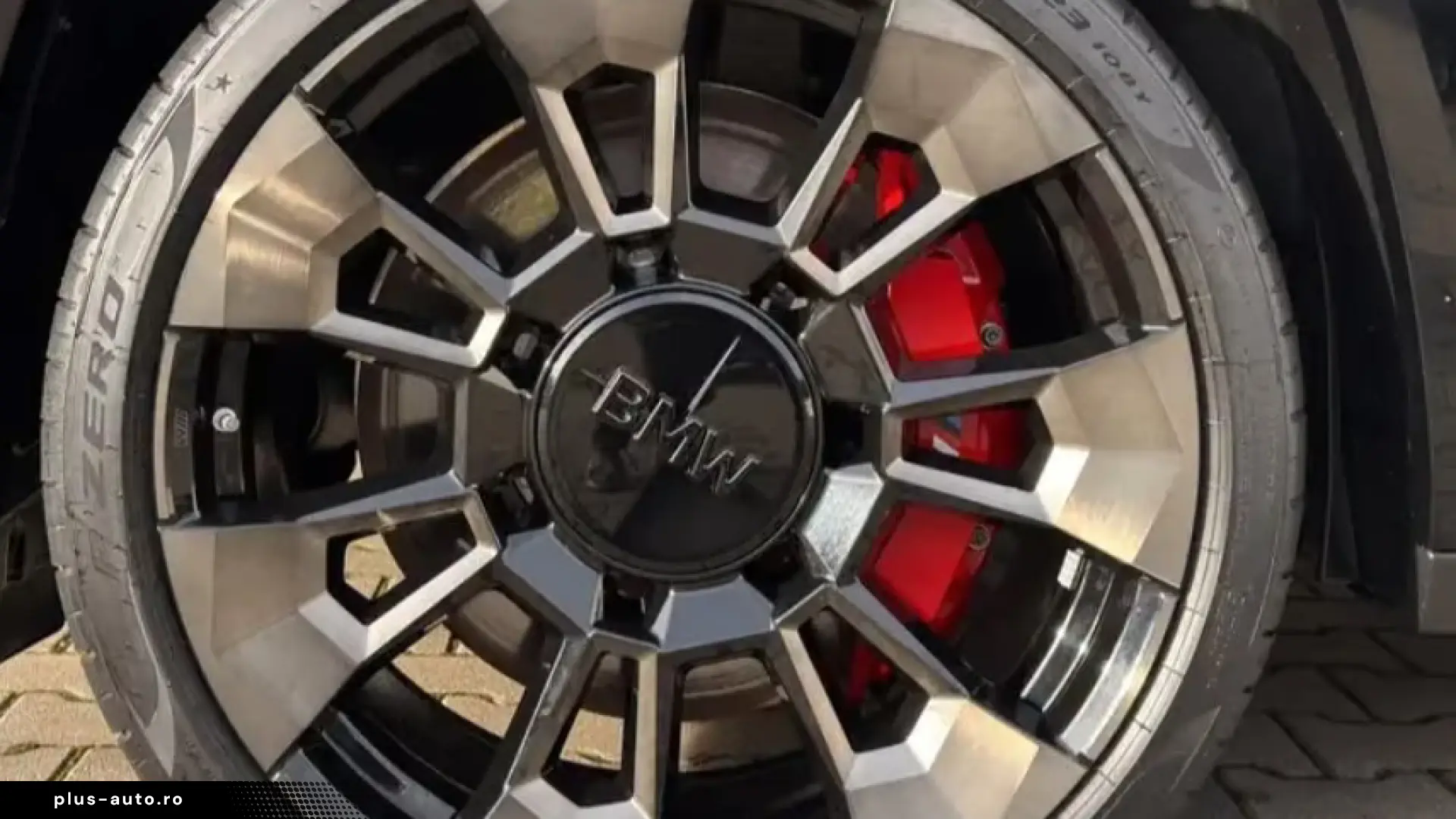 BMW XM