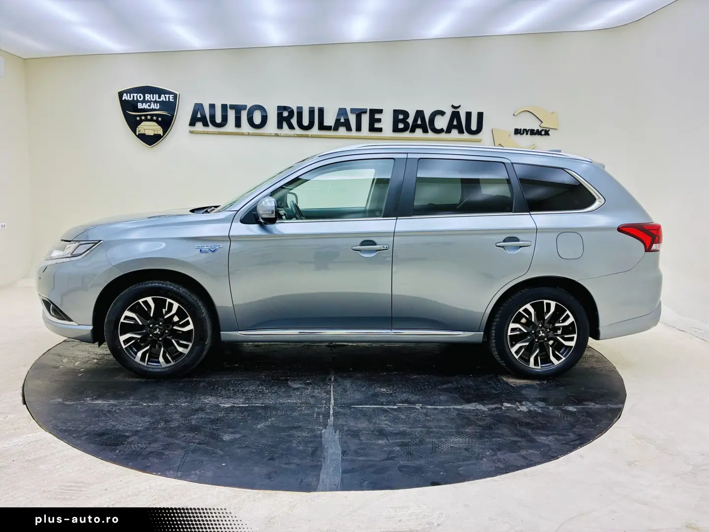 Mitsubishi   Outlander   2.0   121CP   An 2016   Euro 6   Au