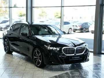 BMW 520d xDrive M Sport AHK 20LM Harman Kamera