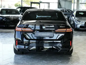 BMW 520d xDrive M Sport AHK 20LM Harman Kamera