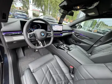 BMW 520d xDrive M Sport DA  PA  H&K PANO Ad-LED 20