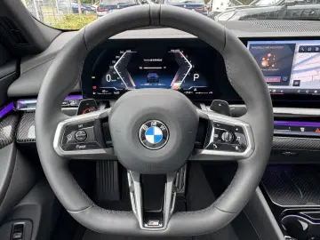BMW 520d xDrive M Sport DA  PA  H&K PANO Ad-LED 20