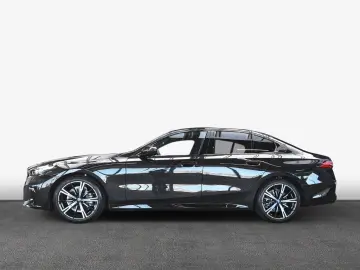 BMW 520d xDrive Limousine M-Sport AHK HK HiFi DAB uv