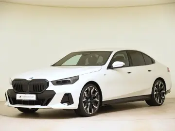 BMW 520d xDrive M Sport Pro ACC LED AHK HUD StandHzg