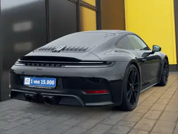 Porsche 992.2 911 GTS SportDes InnoDrive Bose Pano Clubl