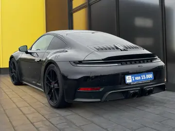 Porsche 992.2 911 GTS SportDes InnoDrive Bose Pano Clubl