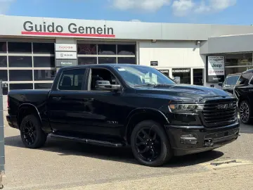 DODGE RAM 1500 Laramie Night   420 CP • 4x4 • PANO