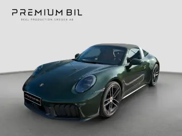 Porsche 911 Targa 4 GTS   VOLL AUSTATUNG   CARBON
