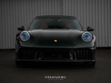 Porsche 911 Targa 4 GTS   VOLL AUSTATUNG   CARBON