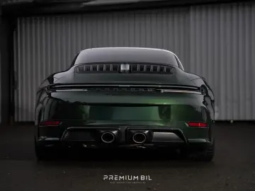 Porsche 911 Targa 4 GTS   VOLL AUSTATUNG   CARBON