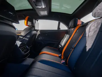 Bentley Flying Spur Speed V8 Hybrid   782 CP