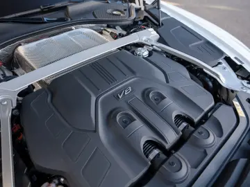 Bentley Flying Spur Speed V8 Hybrid   782 CP