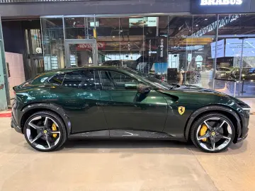Ferrari Purosangue V12 – FULL CARBON   PANO   LIFT   360
