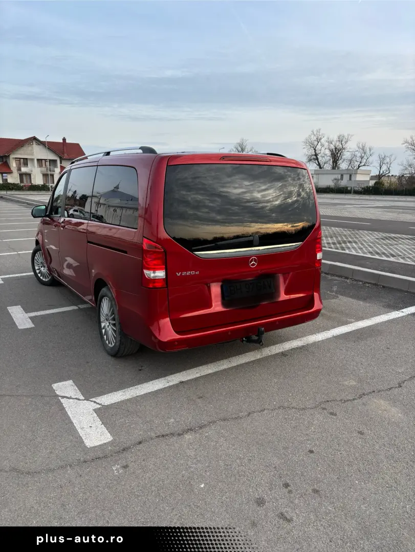 Mercedes-Benz V 220
