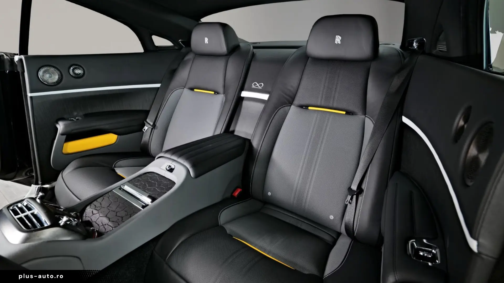 Rolls-Royce Wraith Black Badge Landspeed Collection