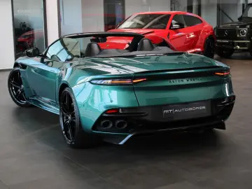 Aston Martin DBS Volante   V12 • 725 CP • RWD • 360