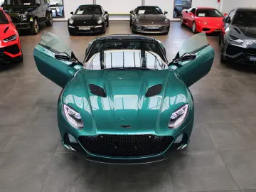 Aston Martin DBS Volante   V12 • 725 CP • RWD • 360