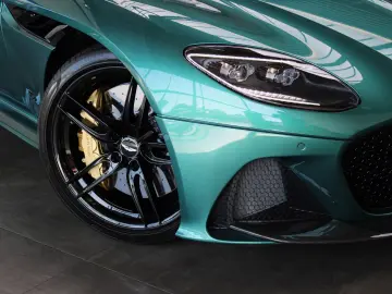 Aston Martin DBS Volante   V12 • 725 CP • RWD • 360