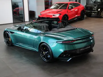 Aston Martin DBS Volante   V12 • 725 CP • RWD • 360