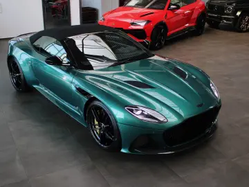 Aston Martin DBS Volante   V12 • 725 CP • RWD • 360