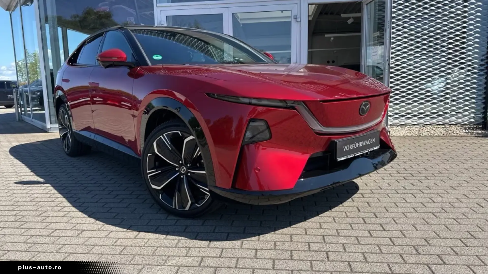 Mazda CX-6e Takumi – Pano   360    HUD   21