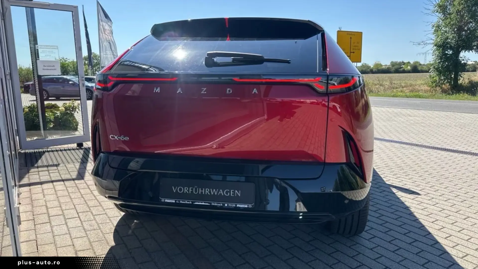 Mazda CX-6e Takumi – Pano   360    HUD   21