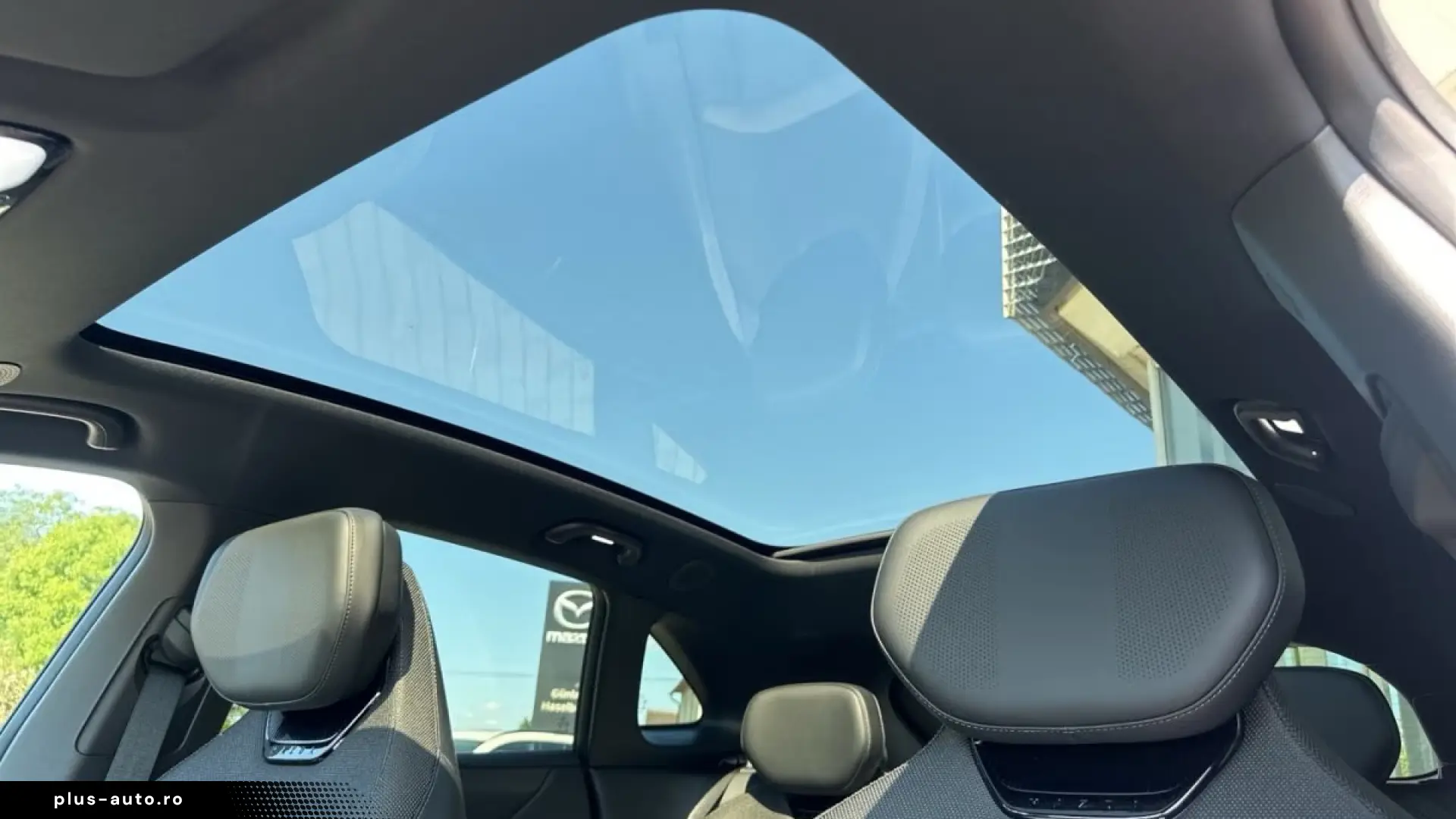 Mazda CX-6e Takumi – Pano   360    HUD   21