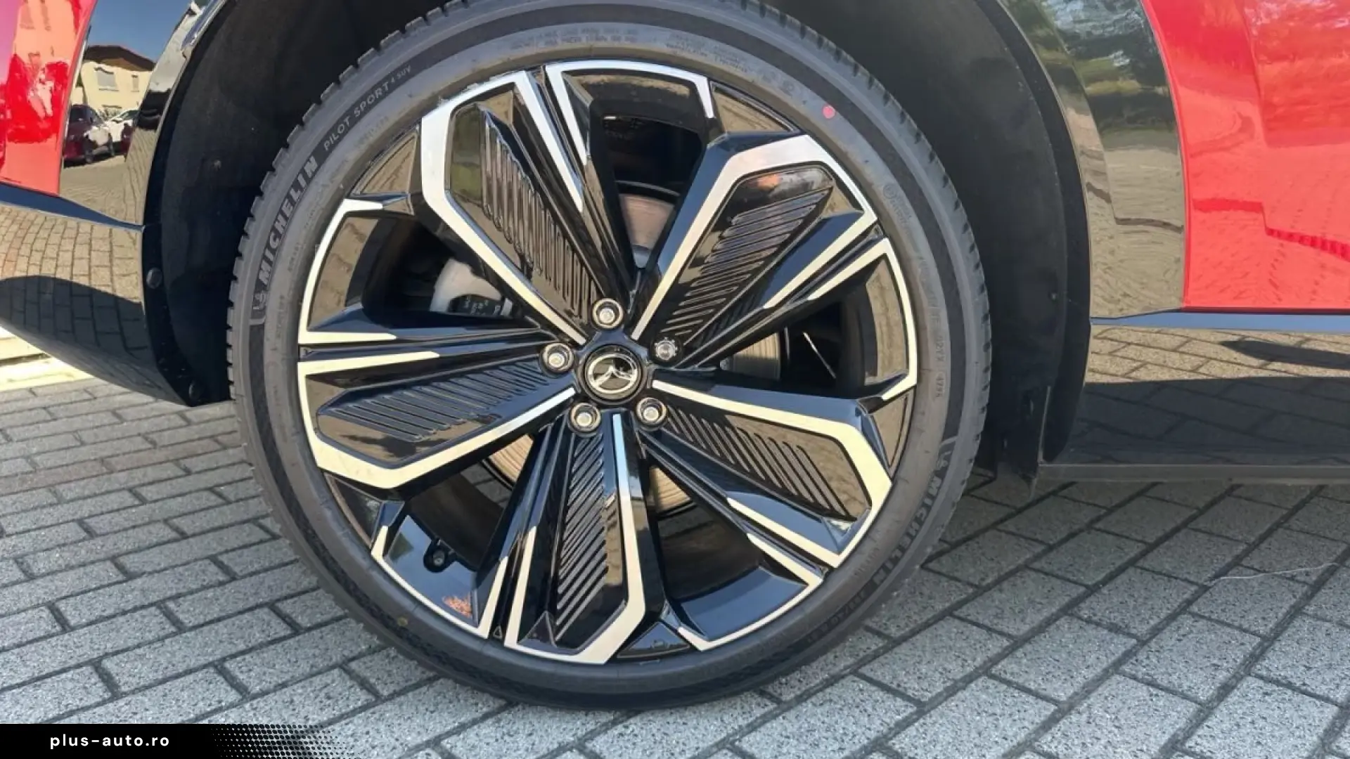 Mazda CX-6e Takumi – Pano   360    HUD   21